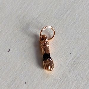 18k yellow enamel gold figa fist arm hand pendant